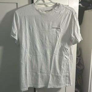 White Calvin Klein men’s t-shirt